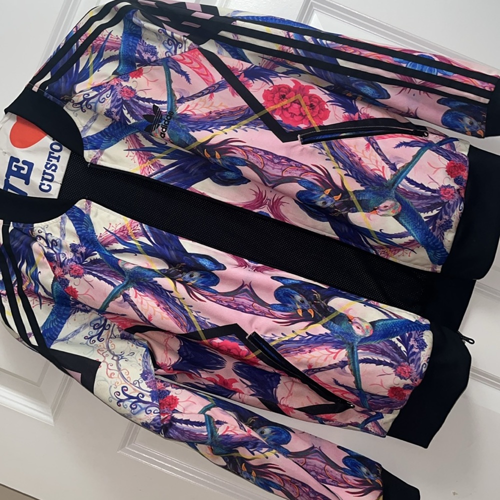 Adidas jacket - Picture 2 of 3